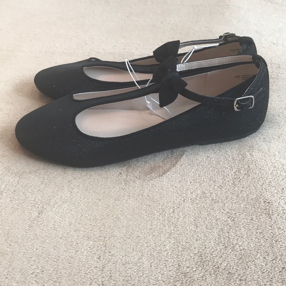 COPY - Shoes . Children’s Place Girls size 5 (big girls) dress shoes. - Picture 5 of 8